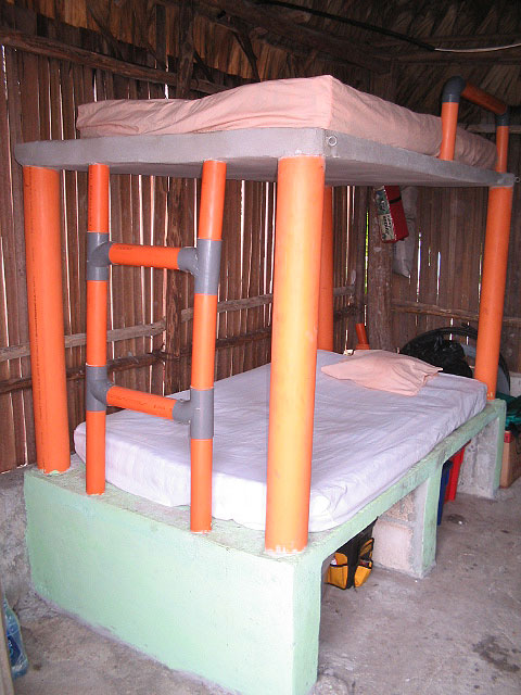 Comfortable bunk bends Photo by Adolfo Cruz - Maya Expeditions